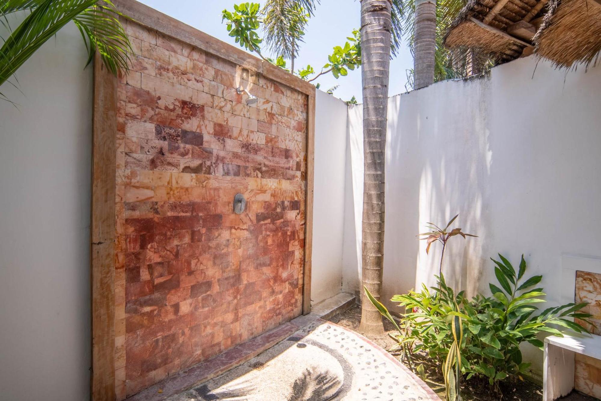 Tiki Boutique Hotel Spa Lombok Selong Belanak Dış mekan fotoğraf